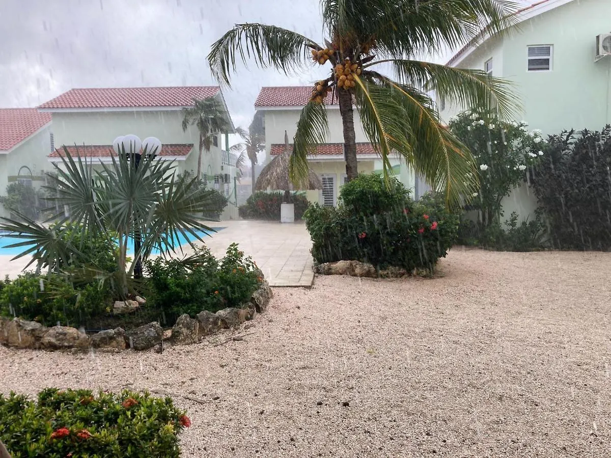 Apt 8A Lagoon Ocean Resort Curacao Lagun アパート